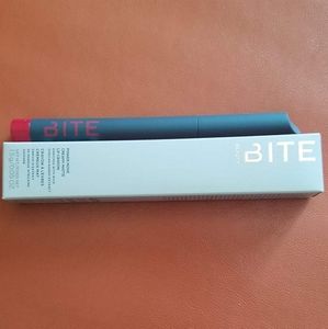 Bite Beauty Matte Creme Lip Crayon in Negroni
